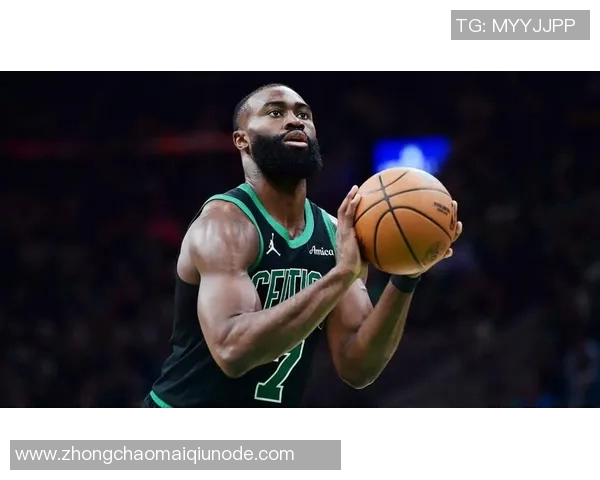 杰伦布朗直言AI泛滥发际线粉蹭对手引发热议